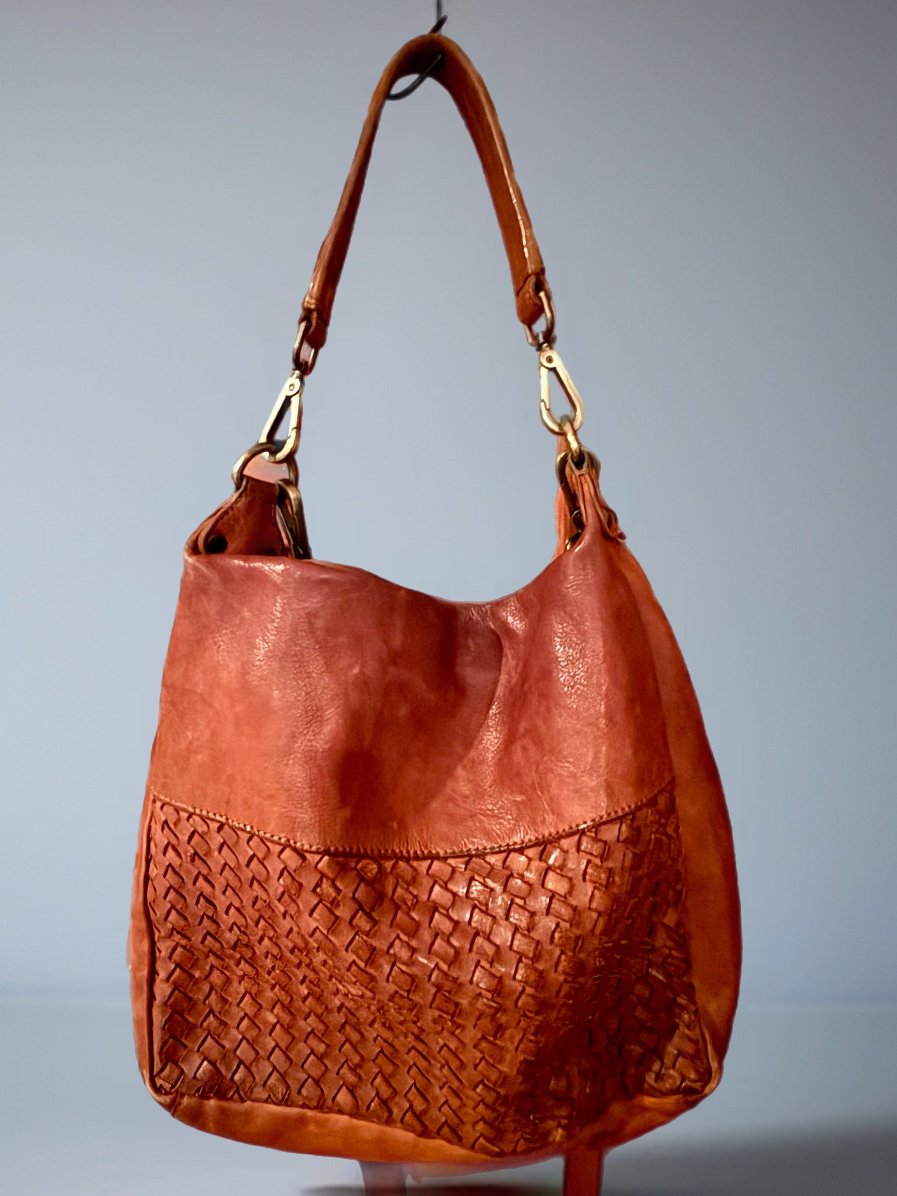 Colorado Genuine Leather Crossbody - Tan
